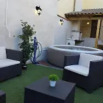 La Casa De La Abuela Desi *