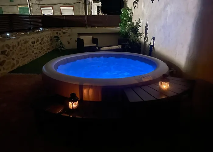 Casa de Férias La Casa De La Abuela Desi Casavieja